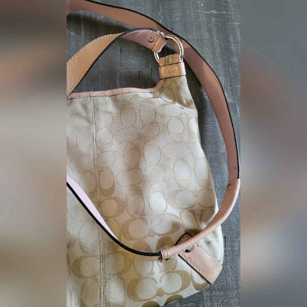 Coach Shoulder Bag Signature Sacoche Pink